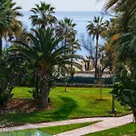 Apartman Banus - Playa Rocio Beachfront Residential *