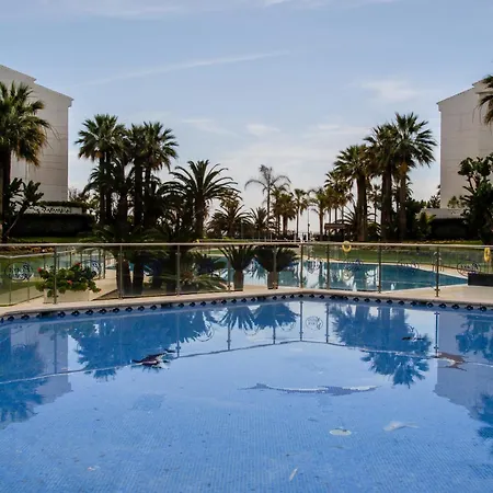 Banus - Playa Rocio Beachfront Residential شقة