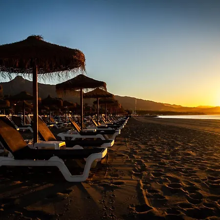 Banus - Playa Rocio Beachfront Residential شقة