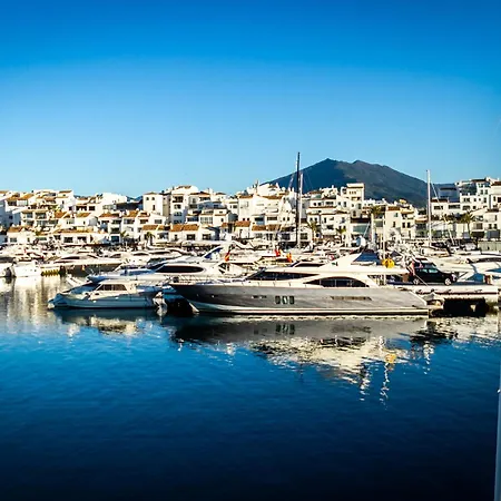 شقة Banus - Playa Rocio Beachfront Residential